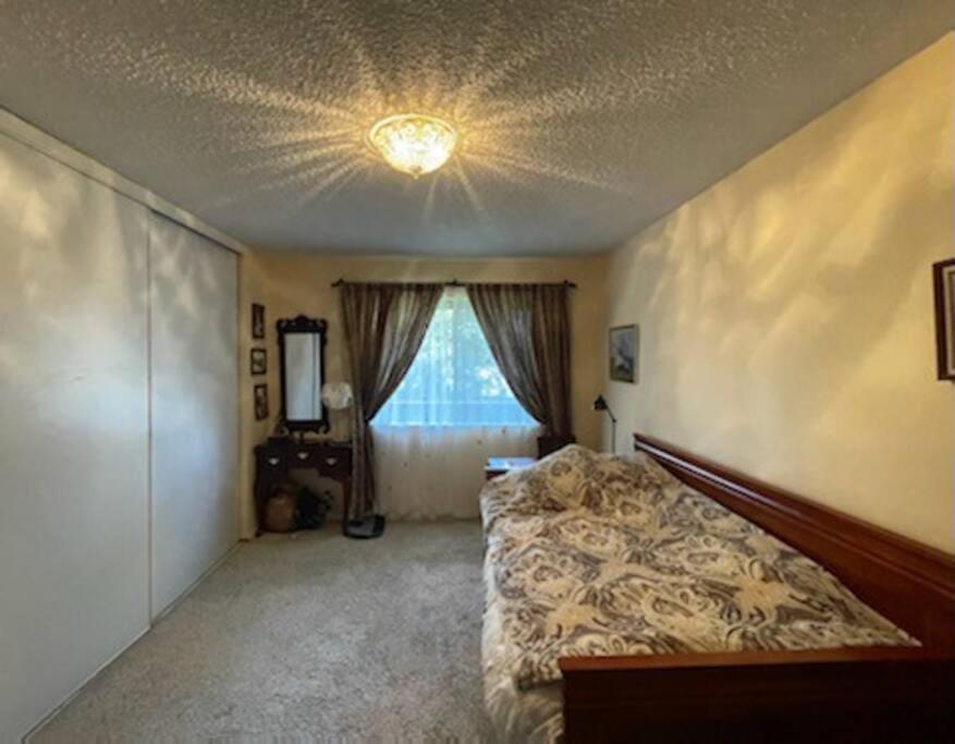 Spacious 2 Bedroom 2 Bath Condo In The Heart Of Silicon Valley Sunnyvale Extérieur photo