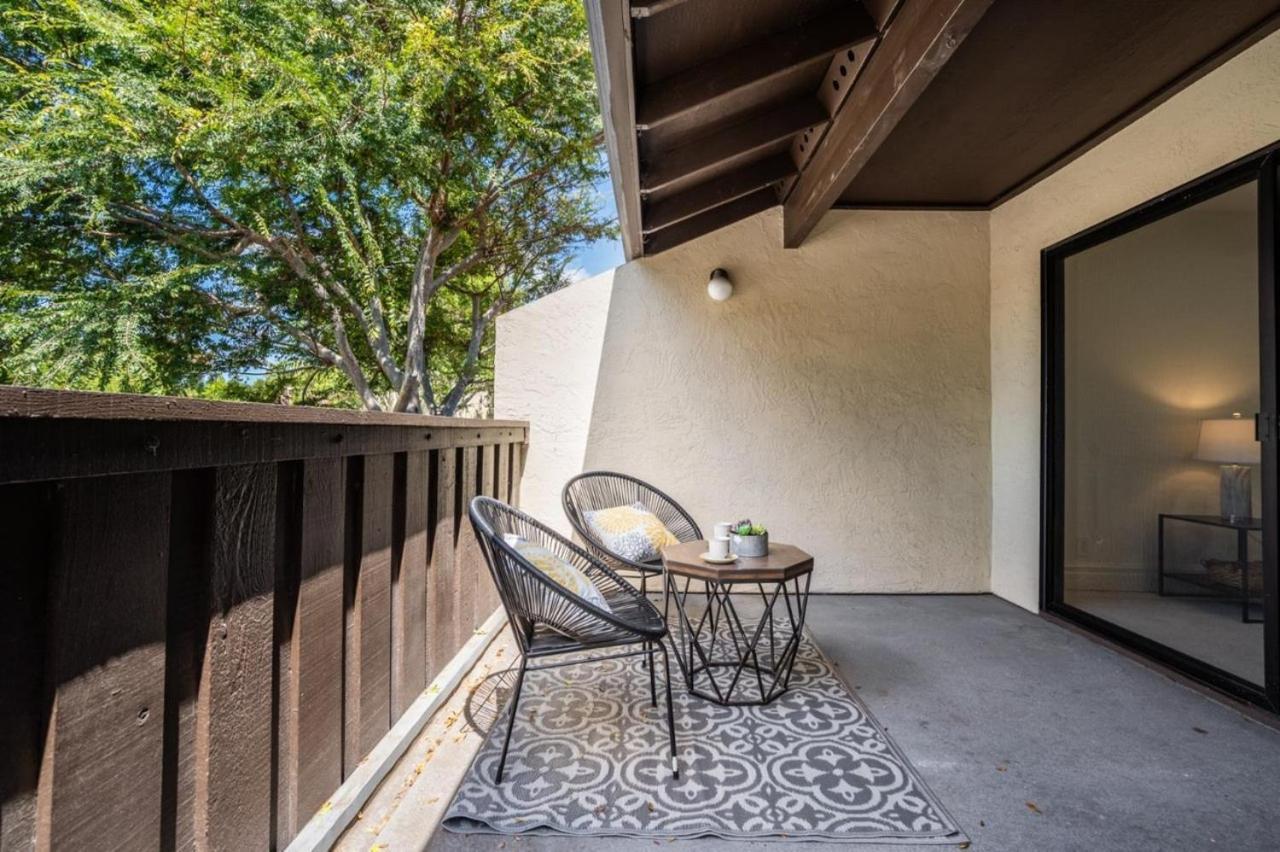 Spacious 2 Bedroom 2 Bath Condo In The Heart Of Silicon Valley Sunnyvale Extérieur photo